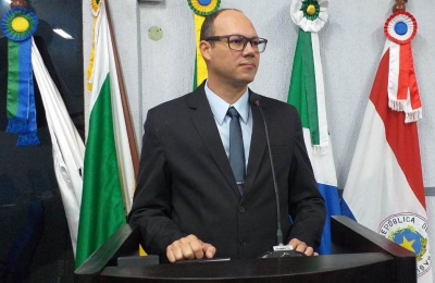 Vereador Paulo Campos pede a reforma e adequação da Secretária Municipal de Saúde ou a mudança de local. 